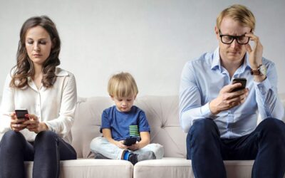 La solitudine digitale: sempre più connessi e sempre più soli
